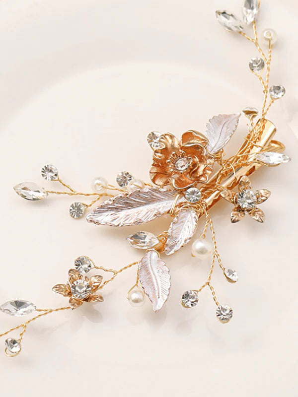 Elegant Crystal Floral Hair Clip