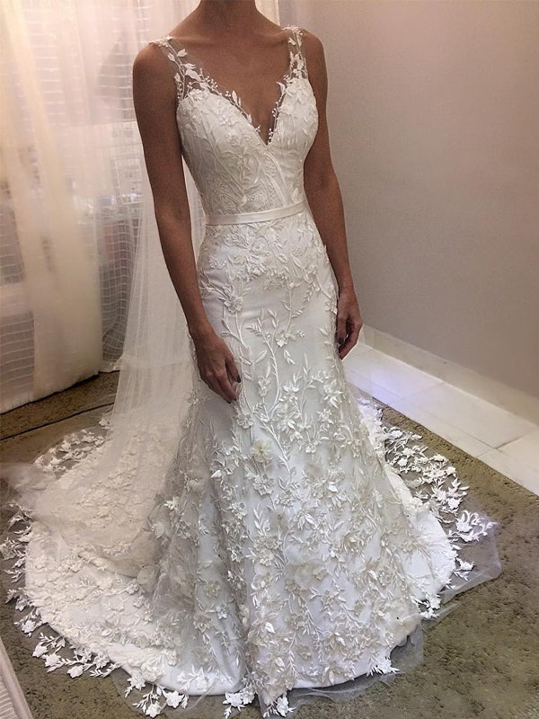 Ivory Lace Sheath Sleeveless Backless Charming Wedding Dresses