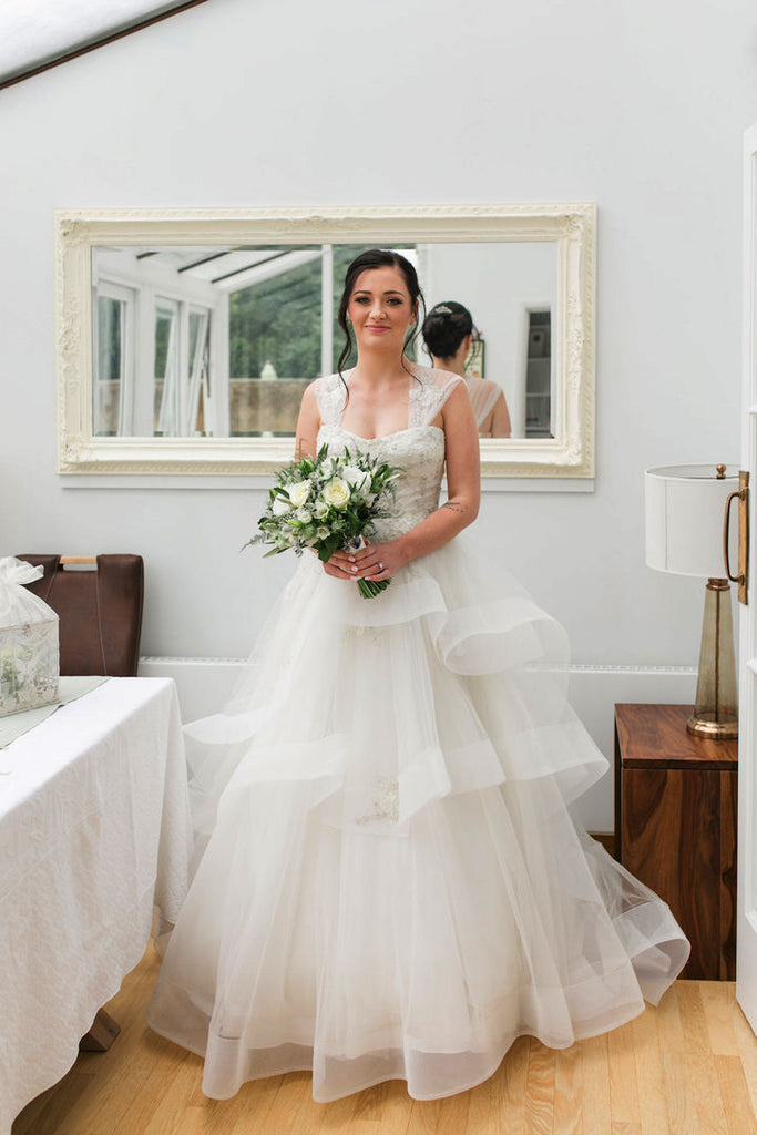 Vintage Ivory Ruffles Organza Applique Sleeveless Tiered Ball Gown Wedding Dresses, WD0098